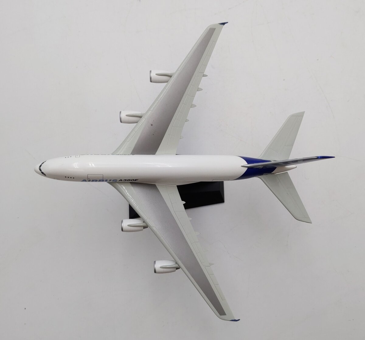 Dragon Wings 55826 1:400 Scale Airbus A380F Airplane LN/Box