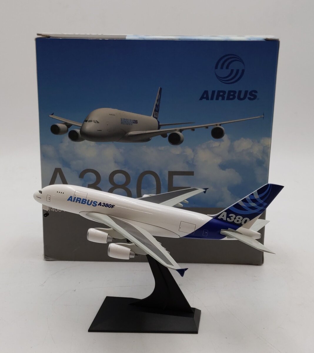 Dragon Wings 55826 1:400 Scale Airbus A380F Airplane LN/Box