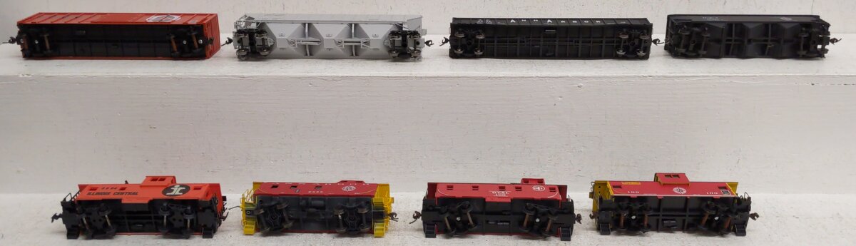 HO Scale Assorted Freight Cars: 47075,5016,2032,1632,2838,9504,100,100 [8] VG