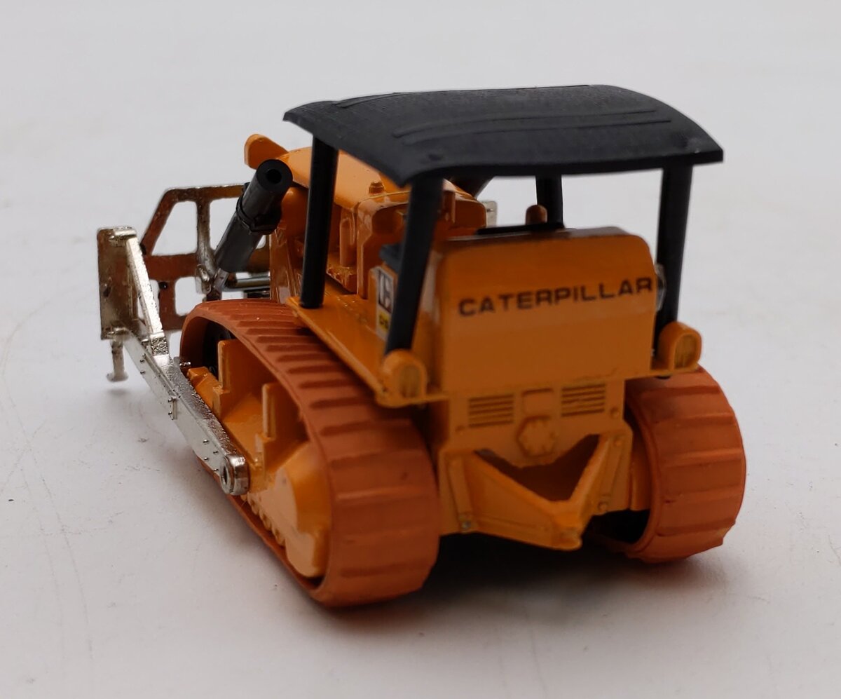 Grip Zechin 8 1:220 Scale Caterpillar D5 Bulldozer w/Rake Blade NIB