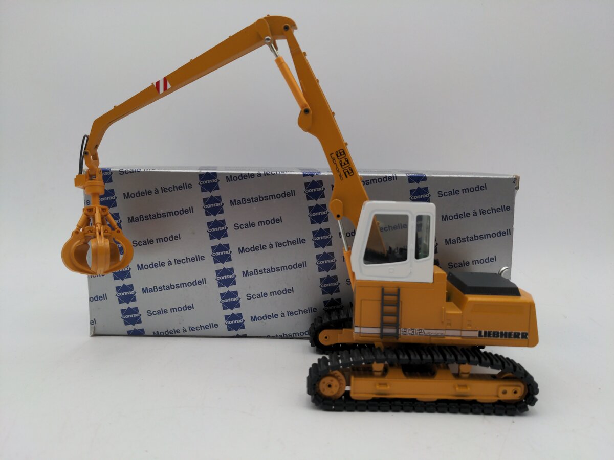 Conrad 2832 1:50 Liebherr 932 Hydraulic Excavator EX/Box