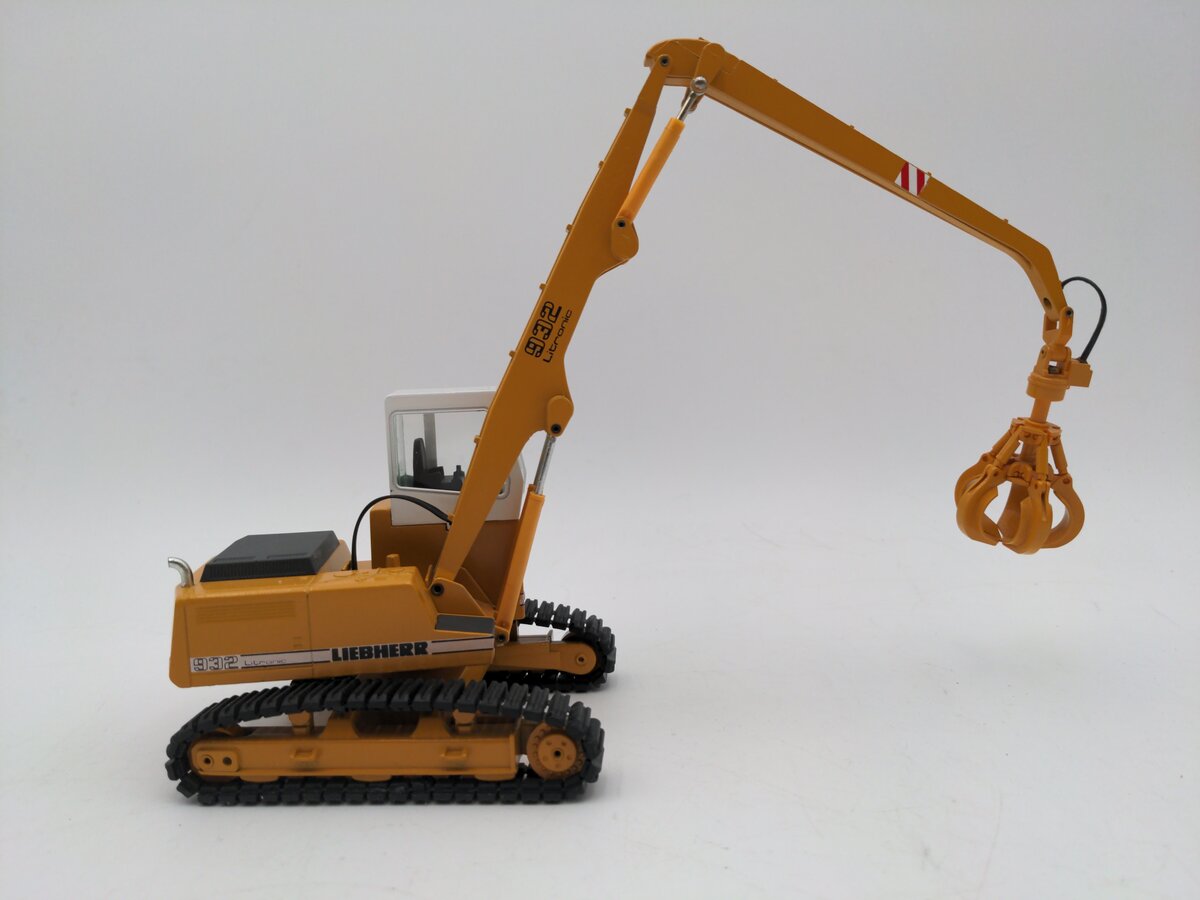 Conrad 2832 1:50 Liebherr 932 Hydraulic Excavator EX/Box