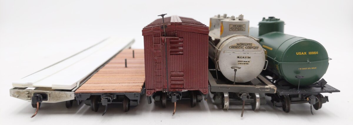 Des Plaines Hobbies & Others Assorted S Scale Freight Cars [5] EX
