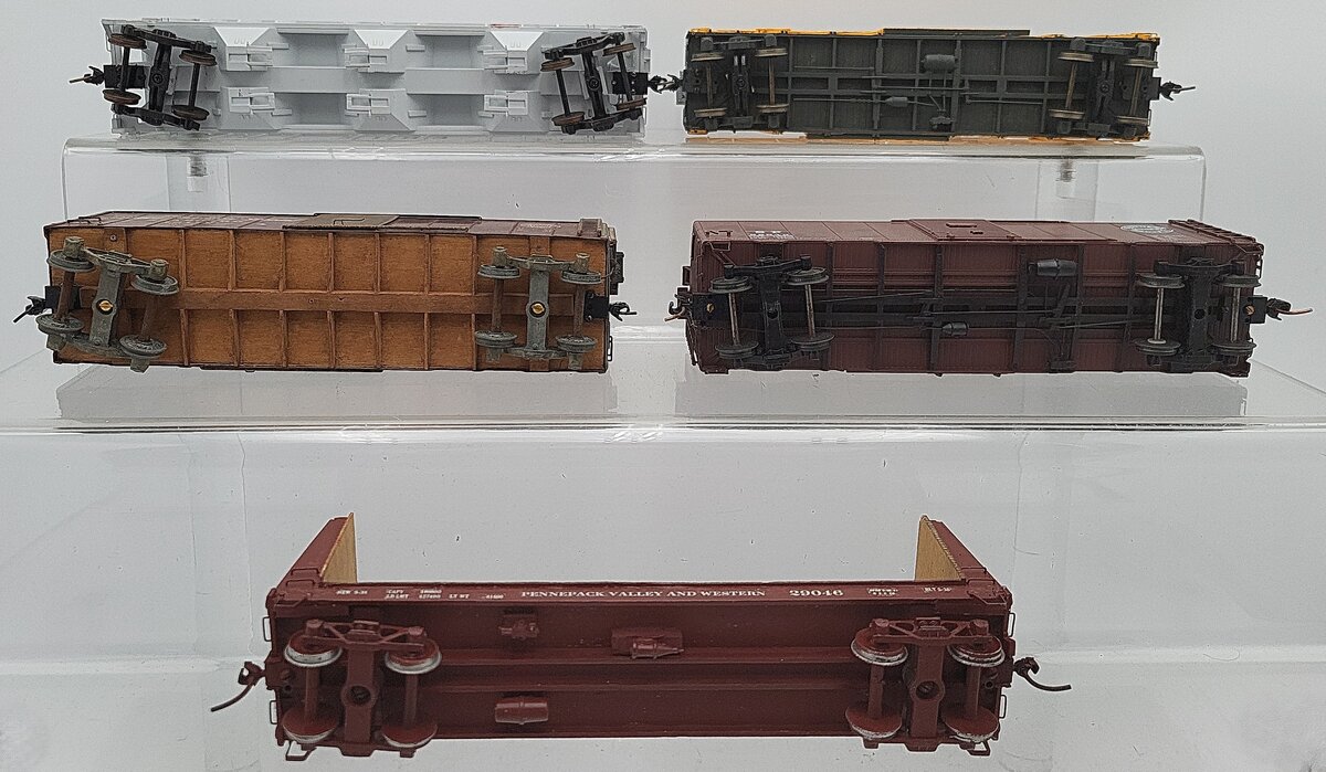 S-Helper & Other S Scale Assorted Freight Cars: 18170, 49001, 21827, 29046 [5] EX