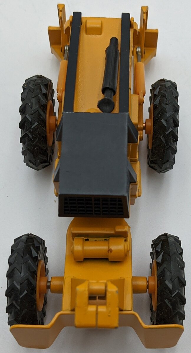 NZG 220 1:50 Caterpillar 528 Log Skidder NIB
