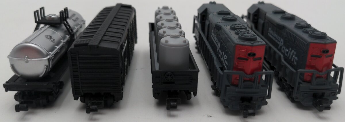 N Scale Assorted Non-Powered Diesels & Freight Cars [5] EX/Box