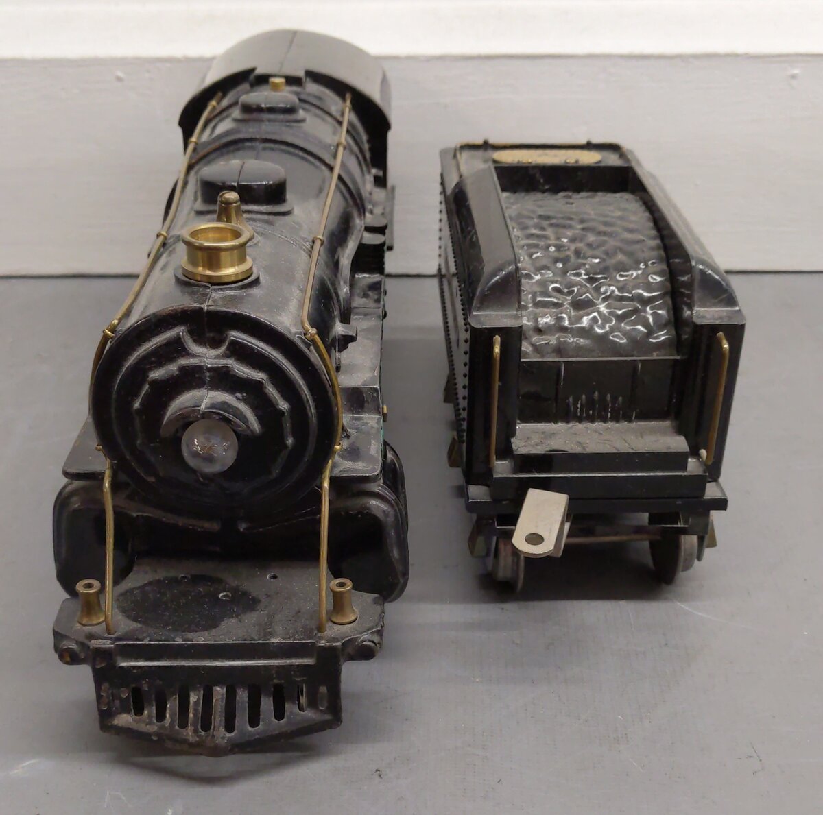 American Flyer 4670 Vintage Standard Gauge 2-4-2 Steam Locomotive w/4663 Tender VG