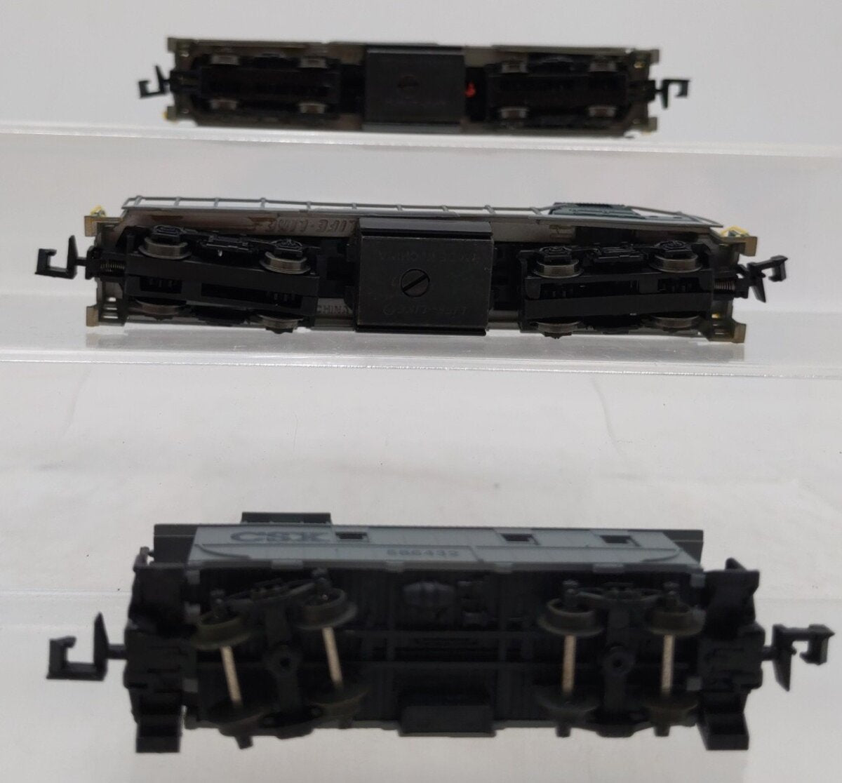 Life Like 7628 39162 N Scale CSX GP38 Locomotive, Dummy Unit & Caboose LN/Box