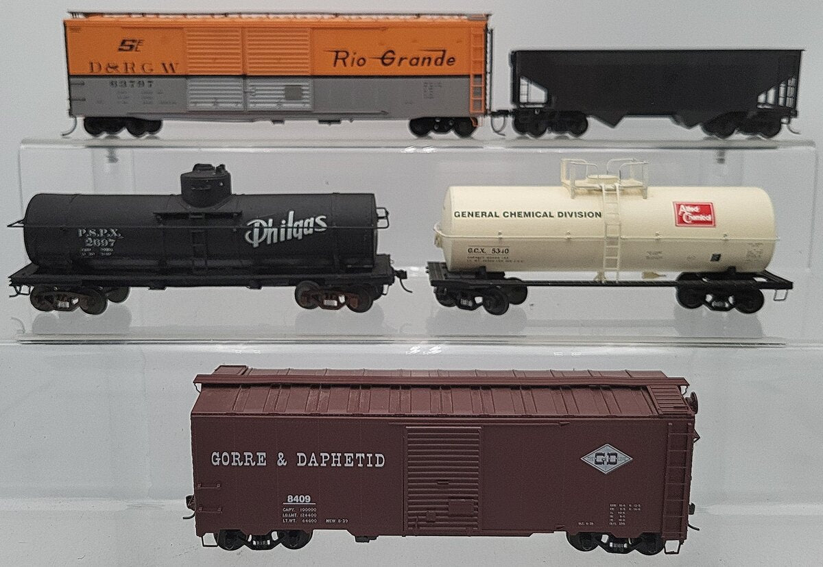 S Scale Assorted Freight Cars: 5340, 2697, 8409, 63797 [5] EX