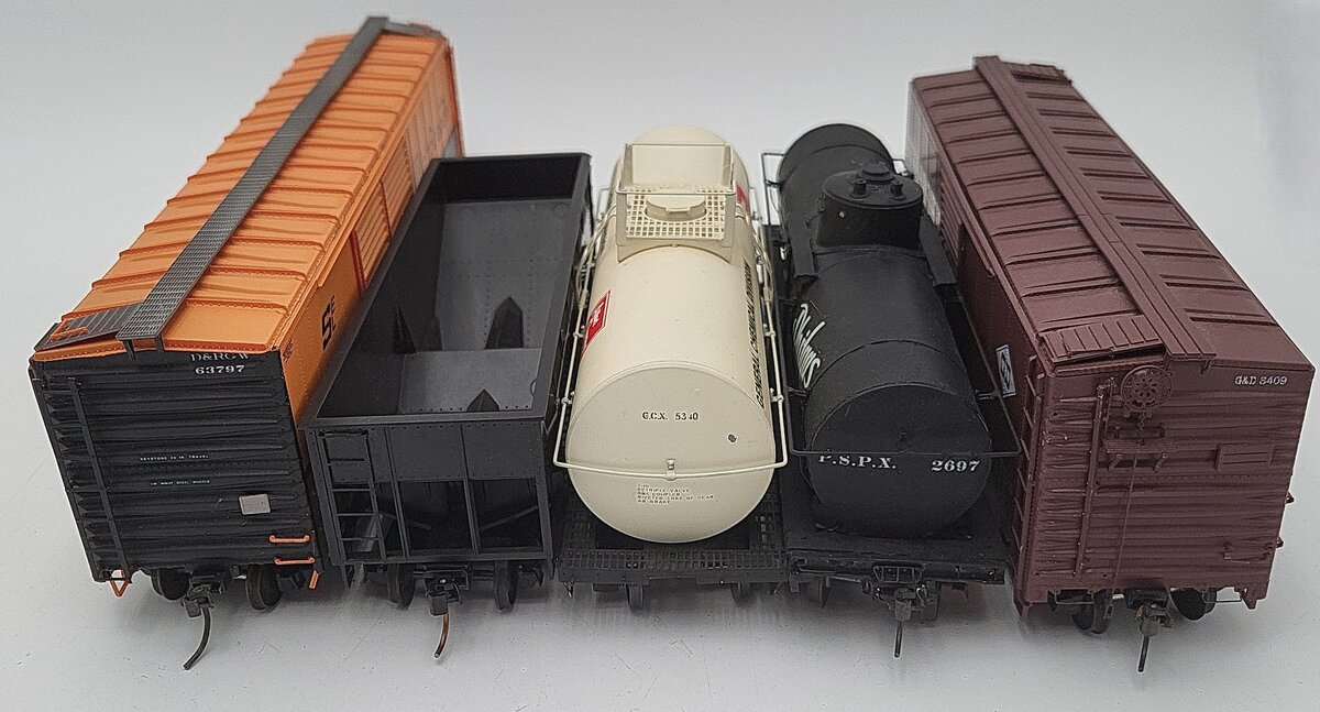 S Scale Assorted Freight Cars: 5340, 2697, 8409, 63797 [5] EX