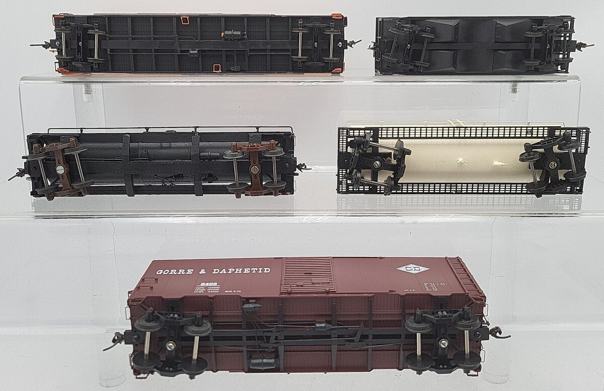 S Scale Assorted Freight Cars: 5340, 2697, 8409, 63797 [5] EX