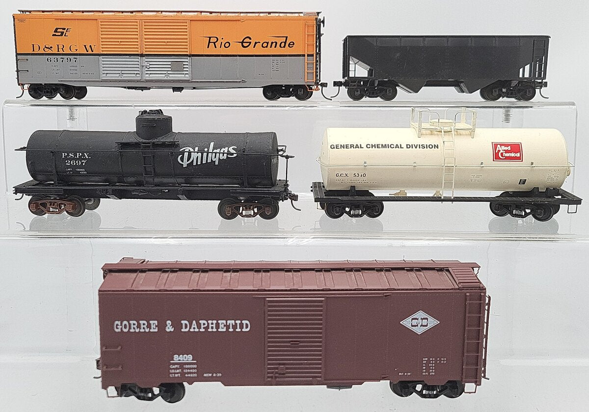 S Scale Assorted Freight Cars: 5340, 2697, 8409, 63797 [5] EX