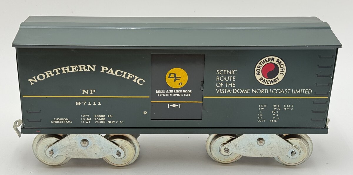 McCoy 97111 Standard Gauge Northern Pacific Boxcar VG/Box