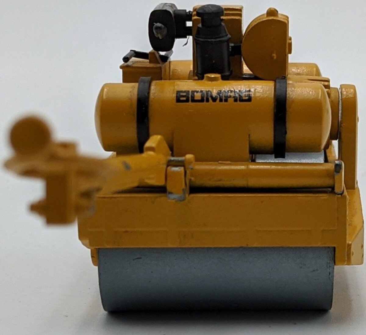 NZG 248 1:20 Bomag BW 90S Road Roller EX/Box