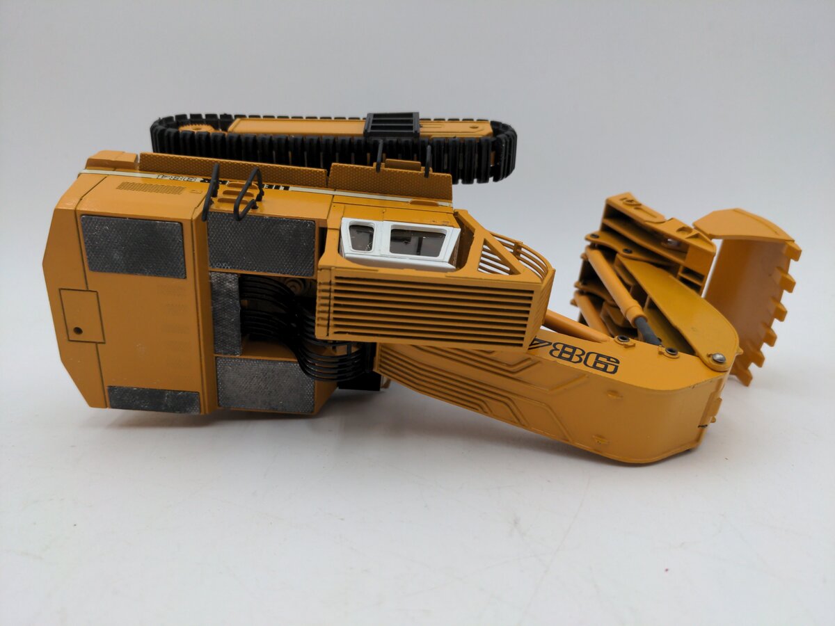 Conrad 2827 1:50 Hydraulic Excavator R #984 EX/Box