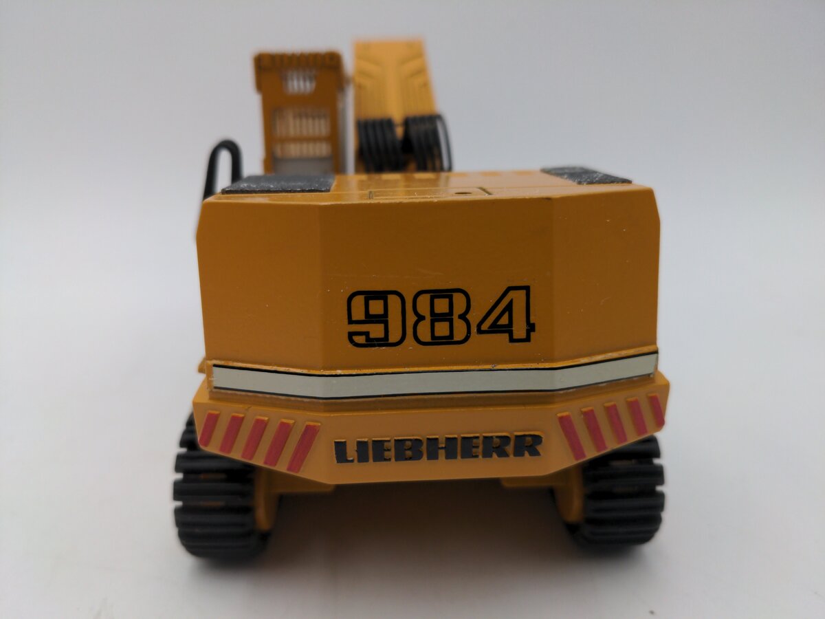 Conrad 2827 1:50 Hydraulic Excavator R #984 EX/Box