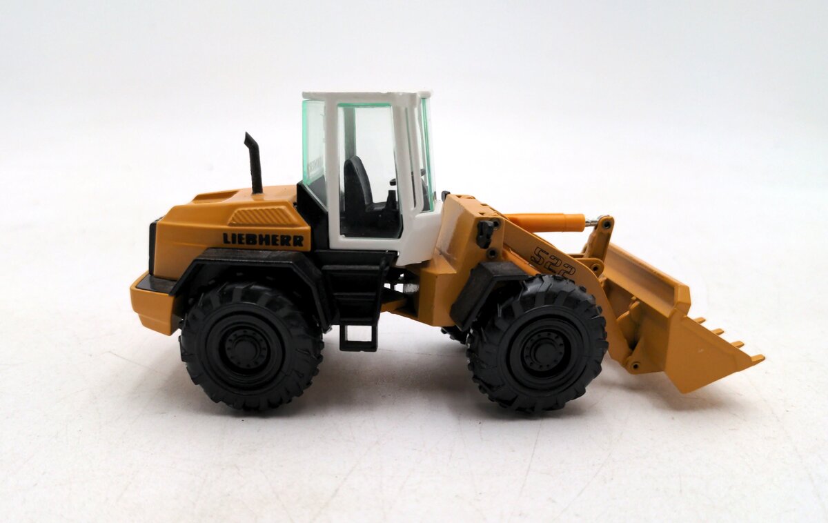 Conrad 2882 1:50 Scale Liebherr 522 Wheel Loader LN