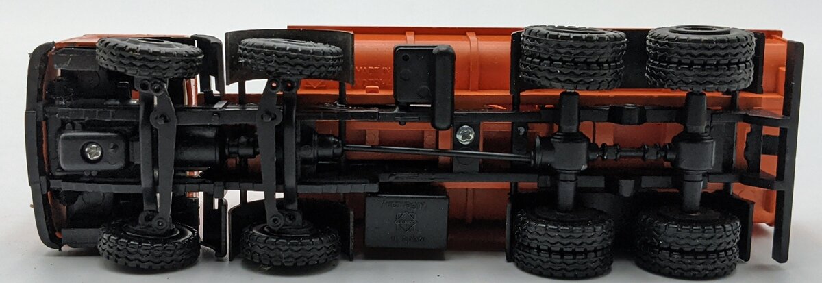 Conrad 3167 1:50 MAN Atlas 4-Axle Roll-Off Dump Truck Orange NIB