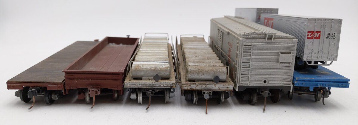 Generic Custom Assorted S Scale Freight Cars [6] EX