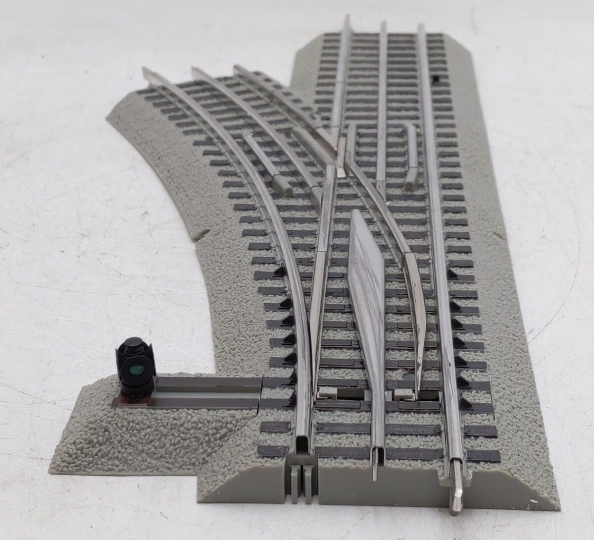 Lionel 6-16830 O48 FasTrack Command Control Left Hand Switch Turnout EX/Box