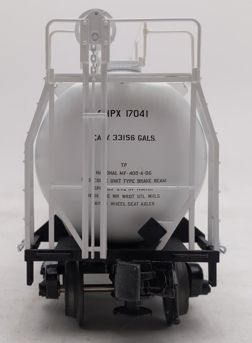 Atlas 6413-2 O Gauge Delta Gas 33,000 Gallon Tank Car #17041 (3-Rail) EX/Box