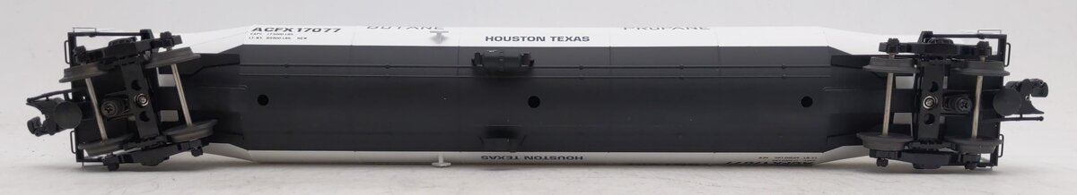 Atlas 6415-2 O Gauge Wanda Petroleum 33,000 Gallon Tank Car #17077 - 3Rail EX/Box