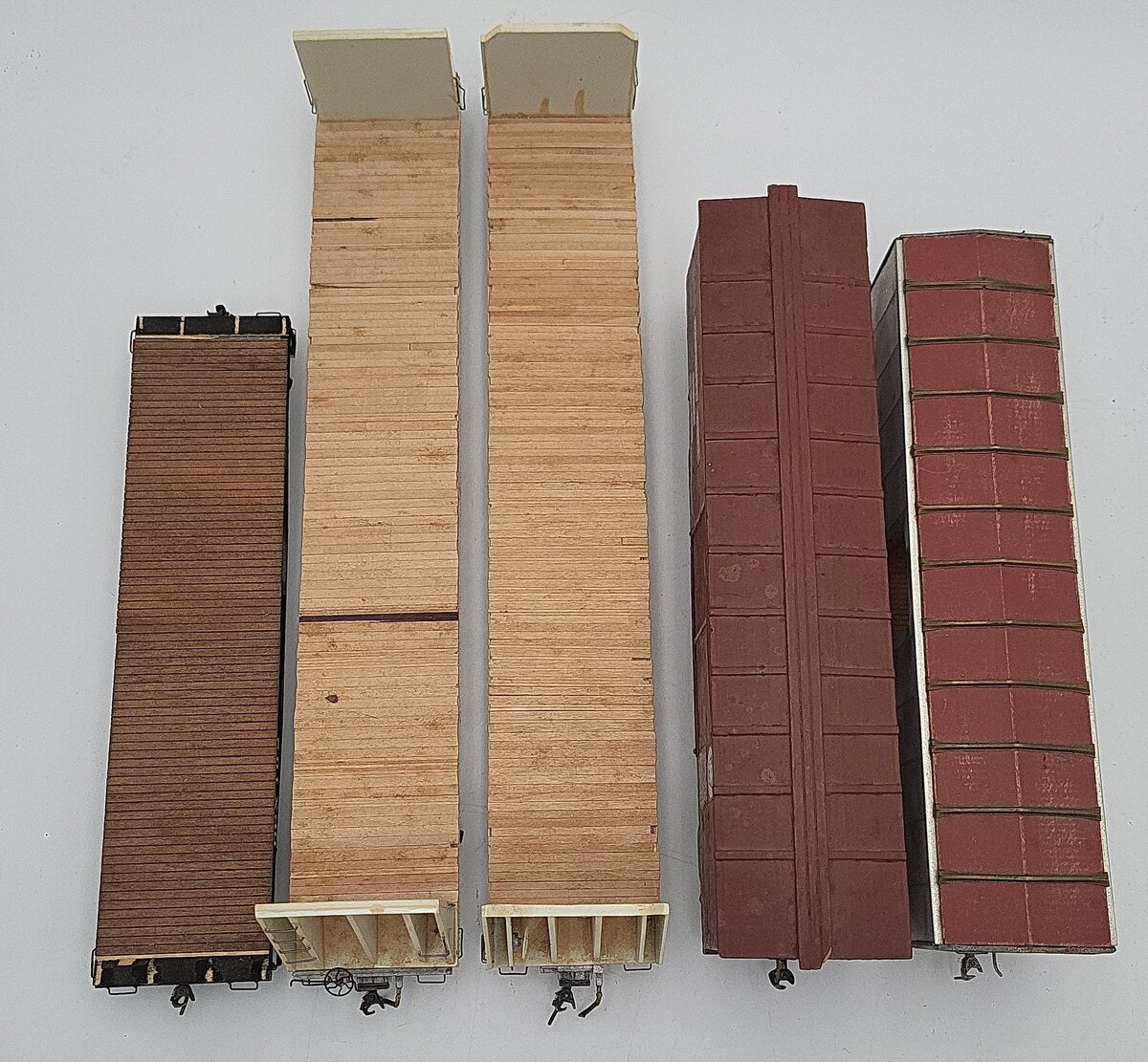S Scale Assorted Freight Cars: 519670, 102 [5] EX