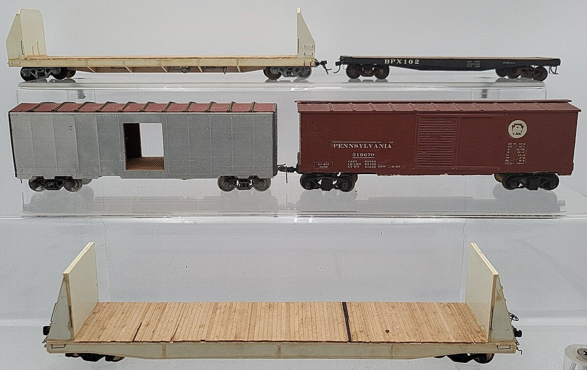 S Scale Assorted Freight Cars: 519670, 102 [5] EX