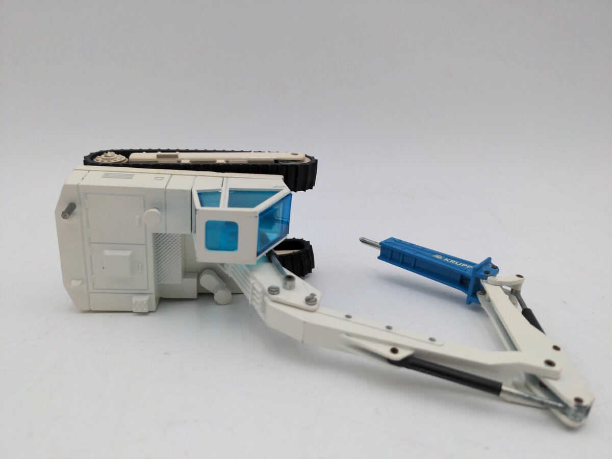 NZG 247 1:50 Scale Die-Cast Krupp Excavator with Hammer EX/Box