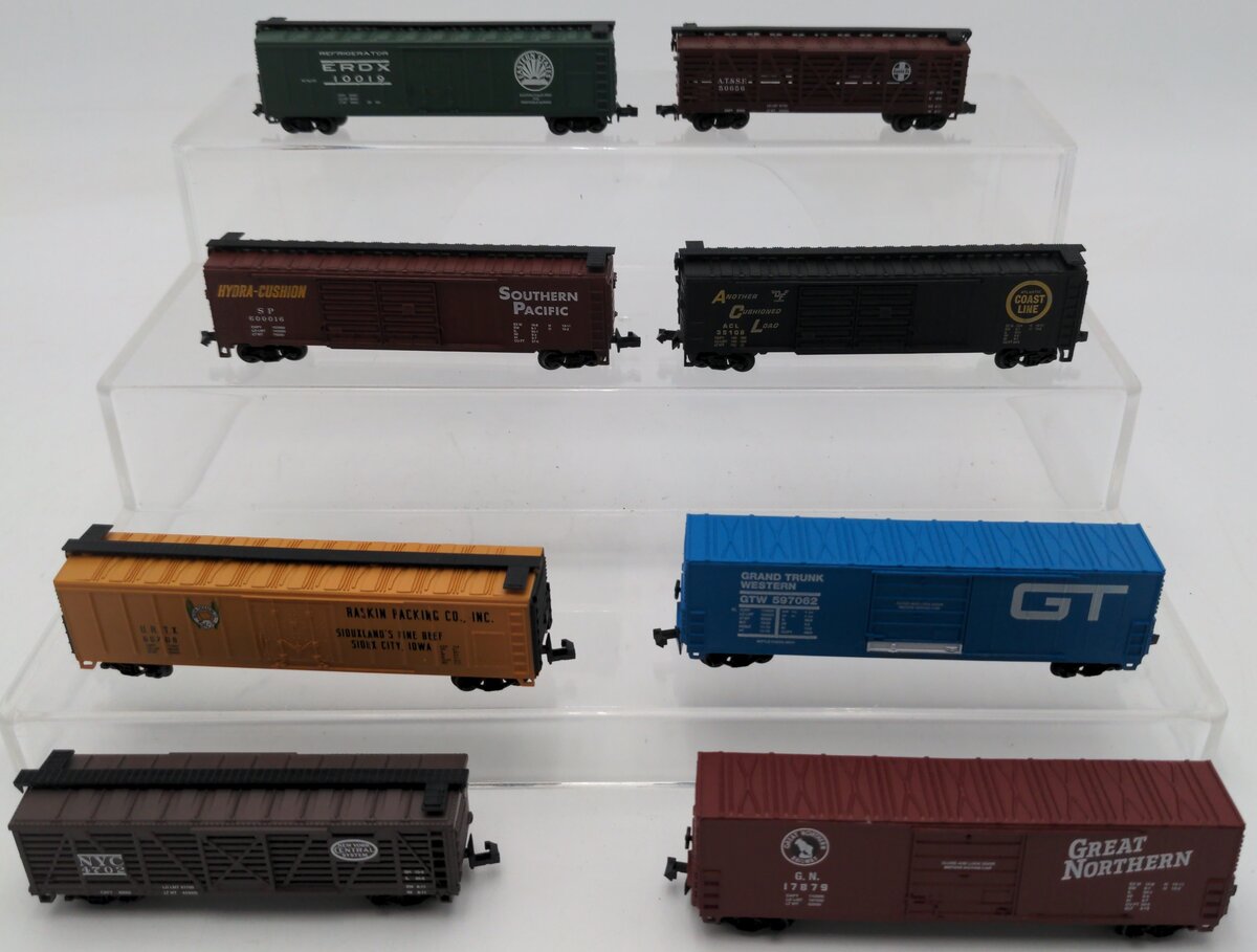 Life-Like N Scale Assorted Boxcars [8] EX/Box
