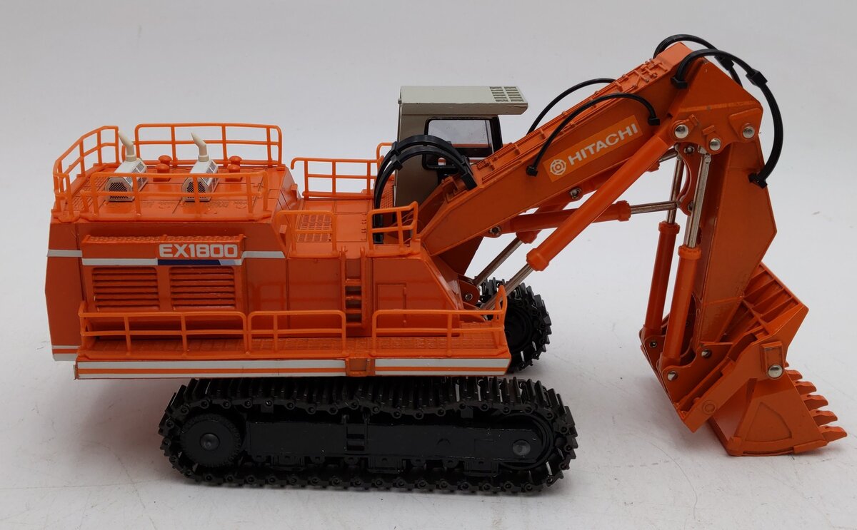 Shinsei SH620 1:60 Giant Excavator LN/Box