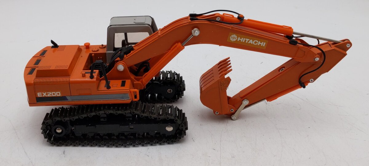 Shinsei Hitachi 1:40 Die-cast Excavator LN/Box