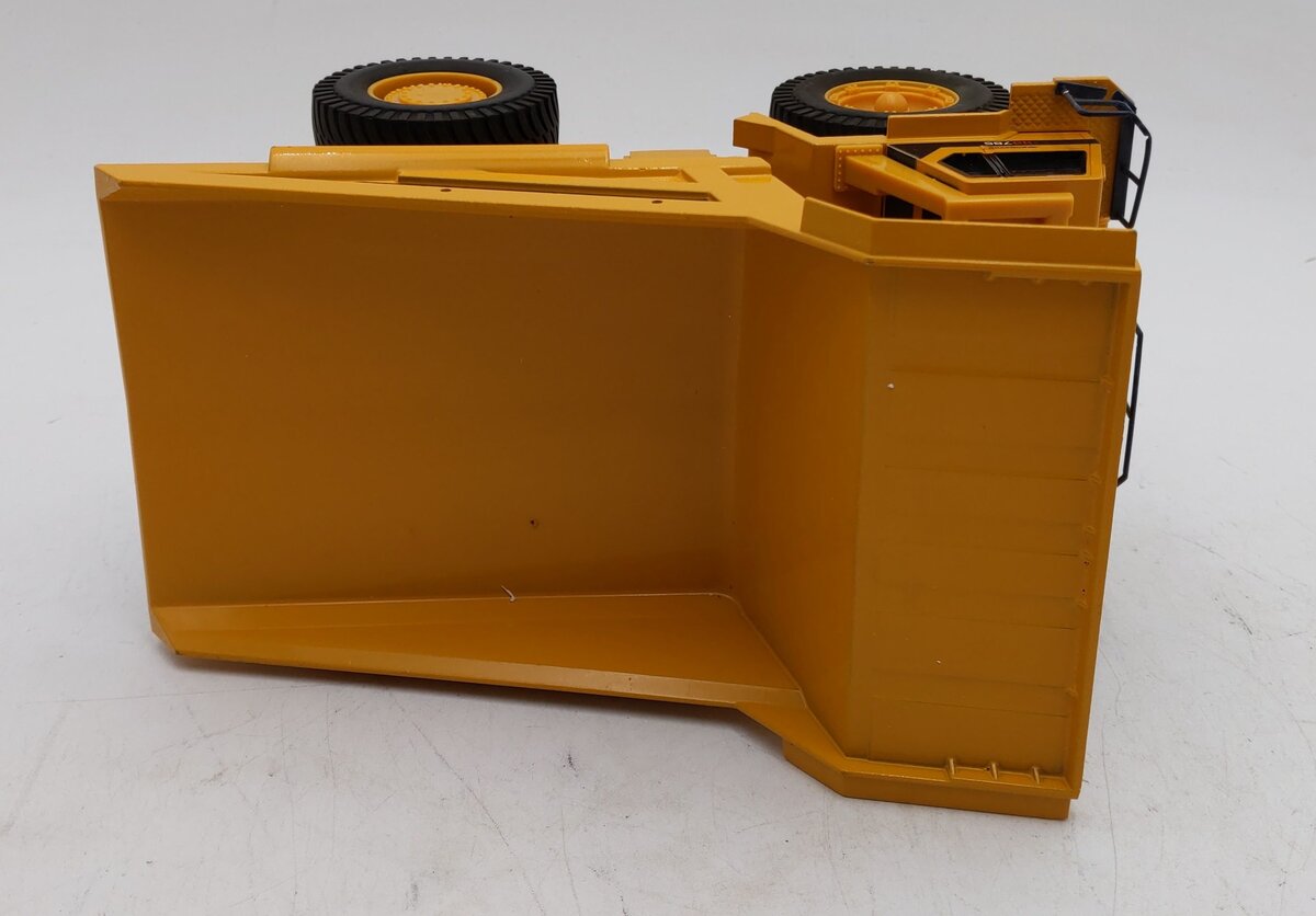 Shinsei HD785 1:50 Komatsu Dump Truck LN/Box