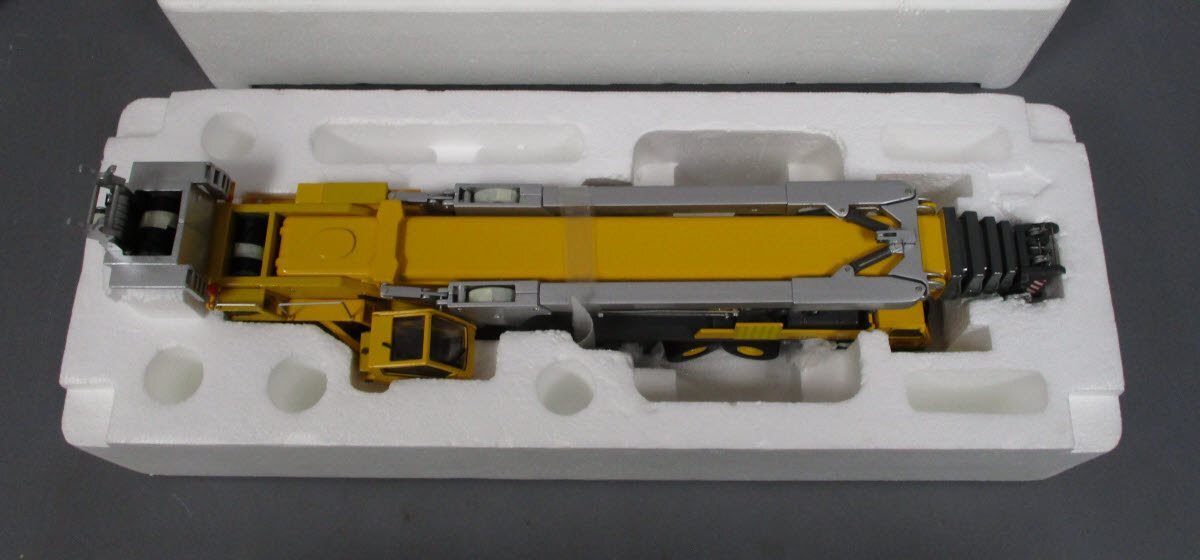 NZG 526 1:50 Grove GMK7550 All Terrain Hydraulic Crane LN/Box