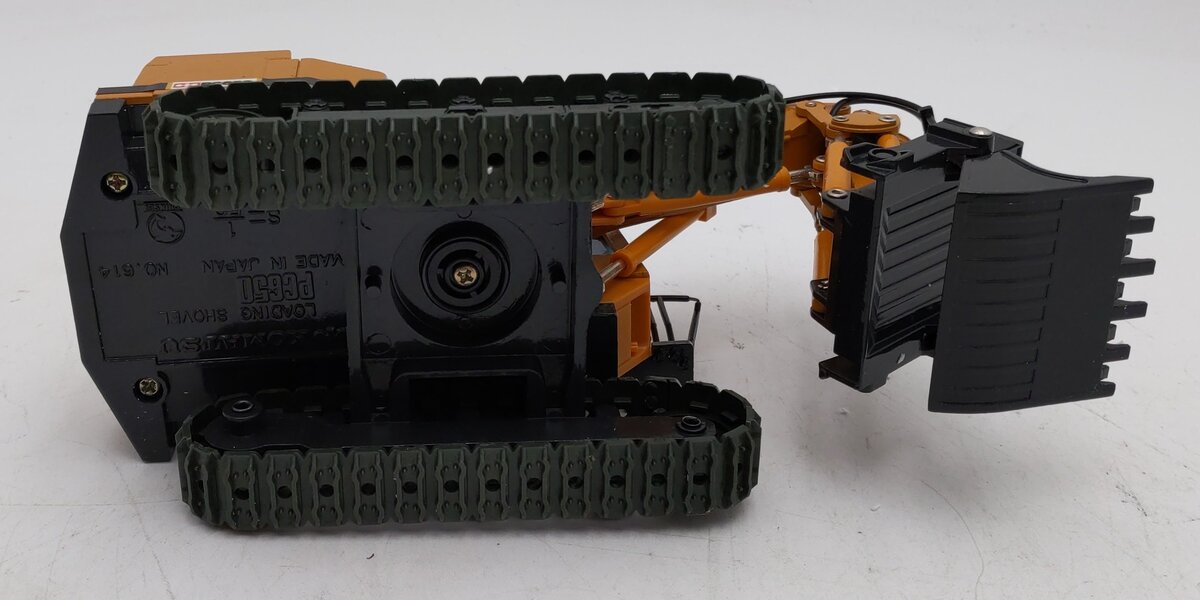Shinsei 614 1:50 Scale Komatsu PC650 Loading Shovel LN/Box