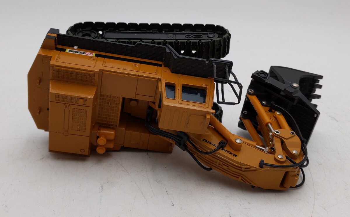 Shinsei 614 1:50 Scale Komatsu PC650 Loading Shovel LN/Box