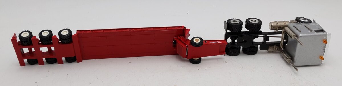 Conrad 3512 1:50 Scale Freigthliner Truck with Talbert Low Loader EX/Box