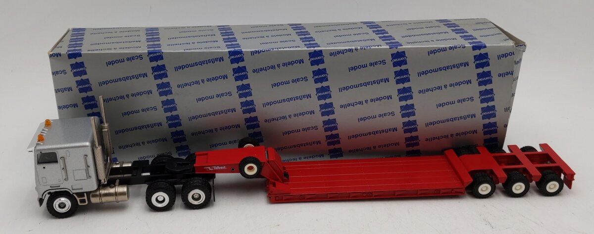 Conrad 3512 1:50 Scale Freigthliner Truck with Talbert Low Loader EX/Box