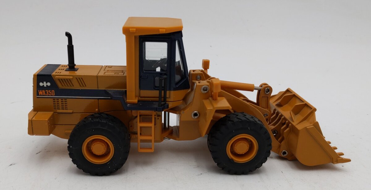 Shinsei WA350 1:50 Komatsu Wheel Loader LN/Box