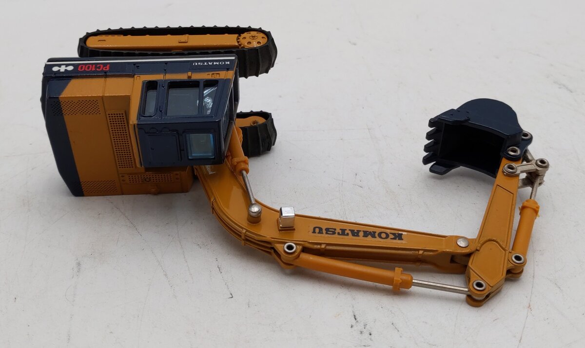 Shinsei SH613 1:48 PC100 Komatsu Hydraulic Excavator LN/Box