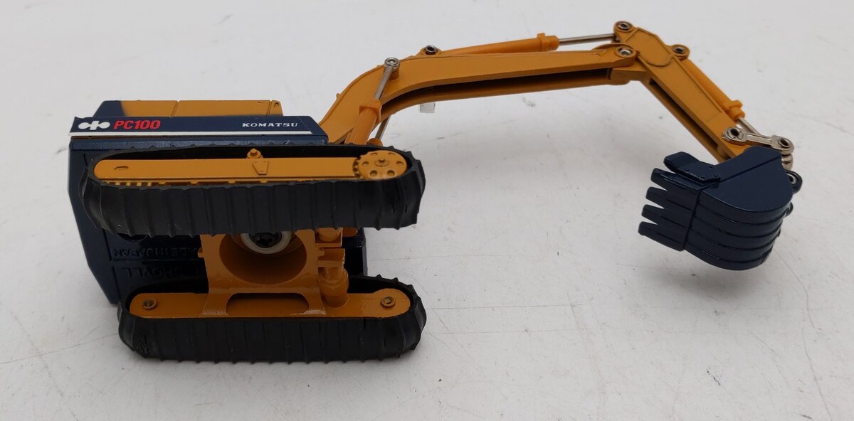 Shinsei SH613 1:48 PC100 Komatsu Hydraulic Excavator LN/Box