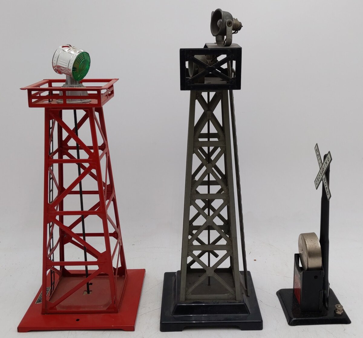 Lionel/Marx Vintage O Gauge Accessories #394,418 [3] VG