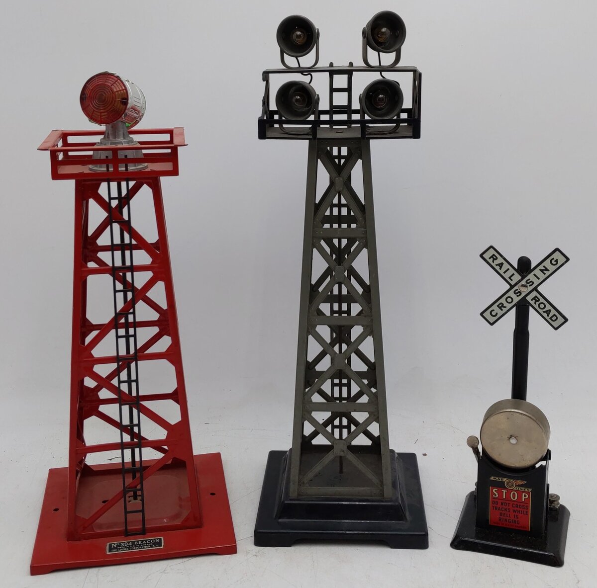 Lionel/Marx Vintage O Gauge Accessories #394,418 [3] VG