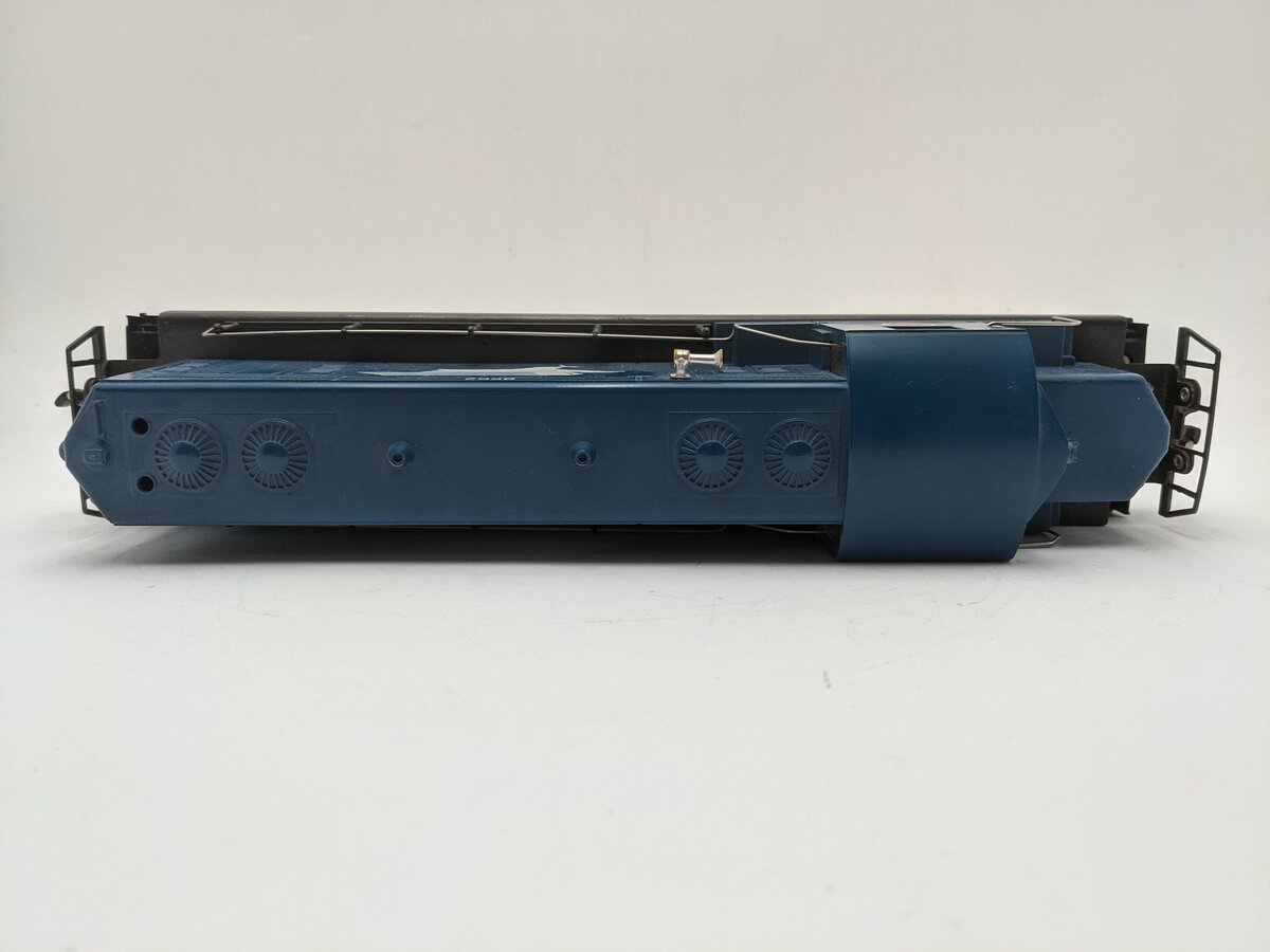 Lionel 6-8562 O Gauge Missouri Pacific GP-20 Diesel Locomotive #8562 VG