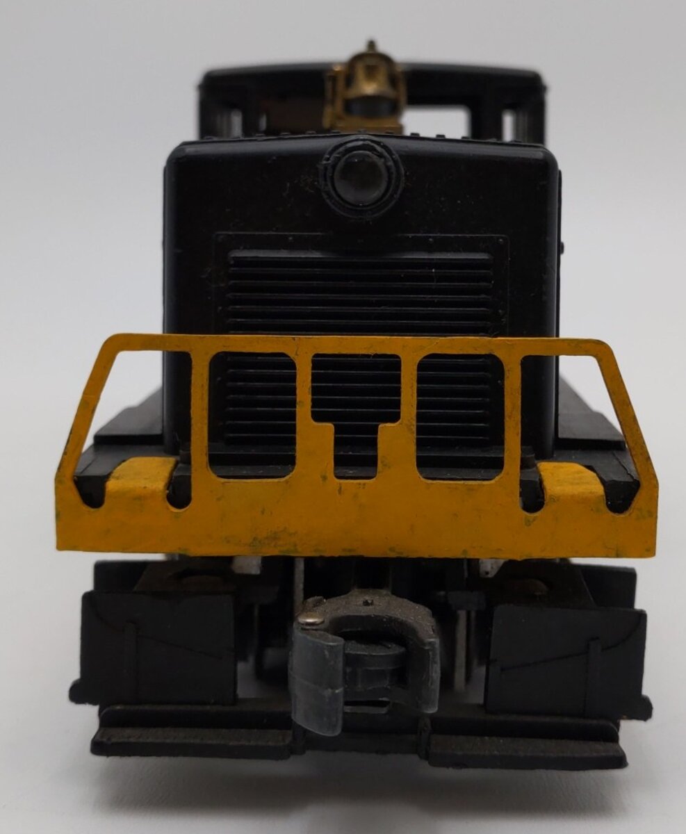 Lionel 628 VIntage O Northern Pacific 44 Ton Diesel Locomotive VG
