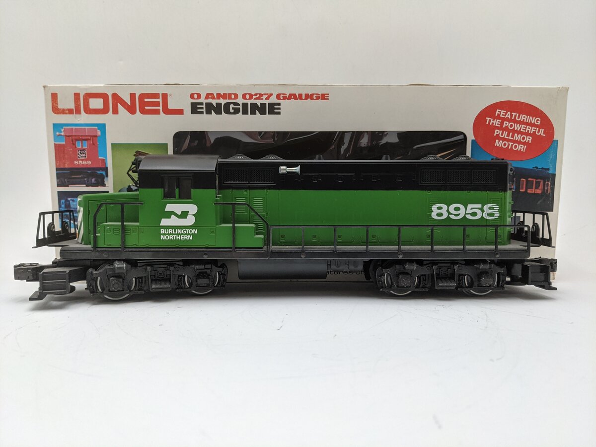 Lionel 6-8958 O Burlington Northern GP20 Dummy Diesel Locomotive #8958 EX/Box
