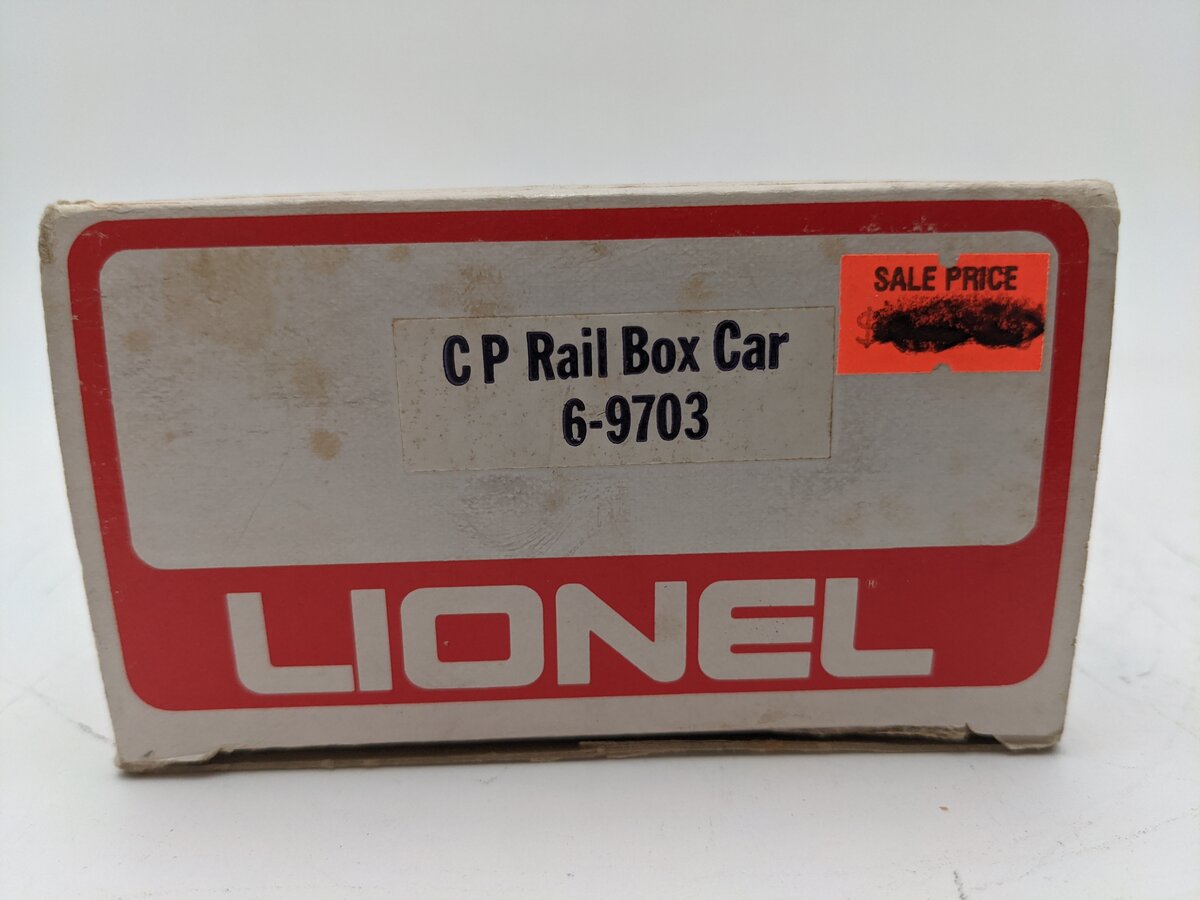 Lionel 6-9703 O Gauge CP Rail Red Box Car EX/Box