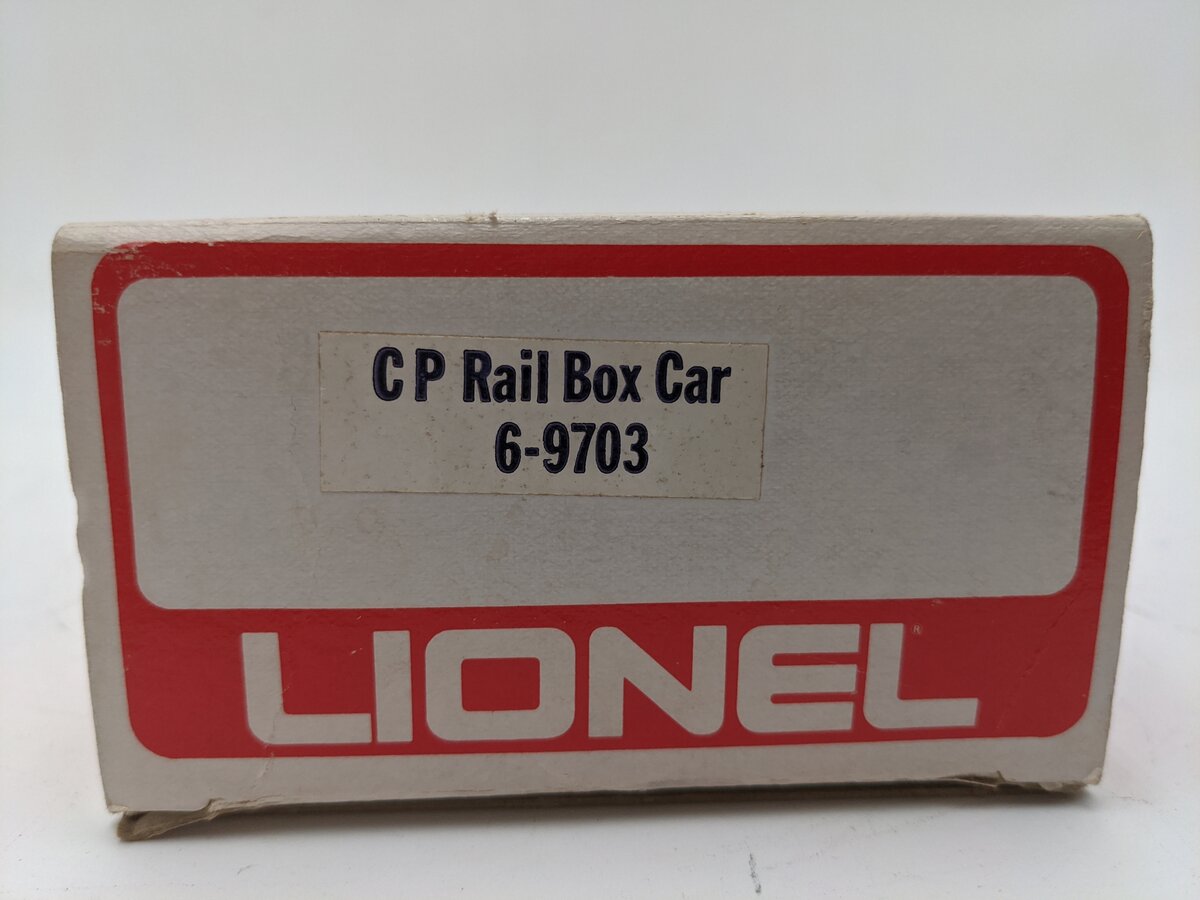 Lionel 6-9703 O Gauge CP Rail Red Box Car EX/Box