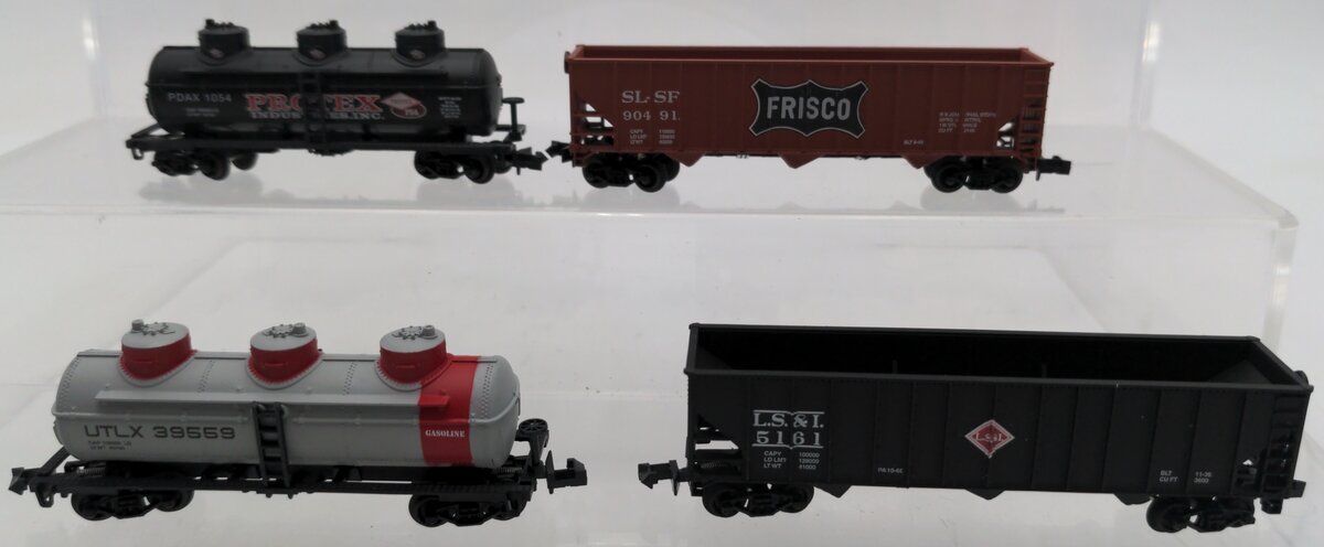 Life-Like N Scale Assorted Freight Cars [4] EX/Box