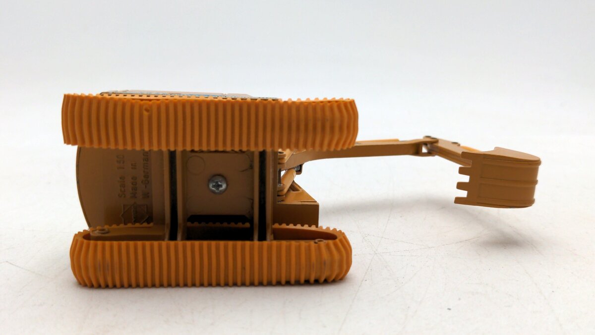 Conrad 2819 1:50 Scale Dresser 625E Track Excavator LN/Box